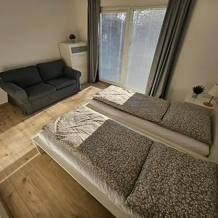 Casa vacanze Nové Bývanie Blízko Piešťan A Nového Mesta Nad Váhom Pre 6 Osôb Ockov